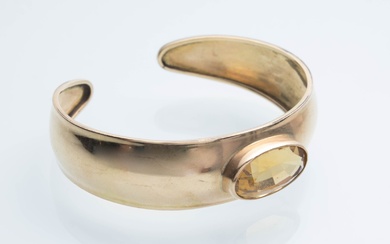 Vintage bracelet of 14 kt gold adorned with citrine