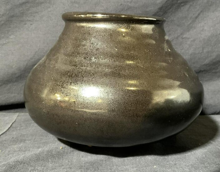 Wide Mouthed Decorative Ceramic Vase