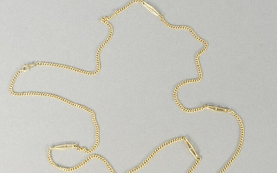 14 karat gold chain necklace composed of delicate curb