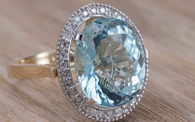 14 kt. Gold - Ring - 8.10 ct Aquamarine - Diamond