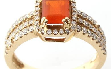 14K YELLOW GOLD DIAMOND AND FIRE OPAL LADIES RING