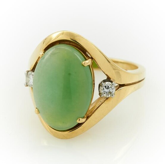 14k Yellow gold, jade & diamond ring