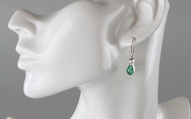 18 kt. White gold - Earrings Emerald