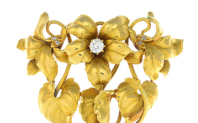 An early 20th century 18ct gold diamond floral brooch.