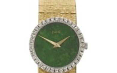 PIAGET | A LADY'S YELLOW GOLD AND DIAMOND-SET BRACELET WATCH WITH JADE DIAL REF 9706 A 6 CASE 146835 CIRCA 1970