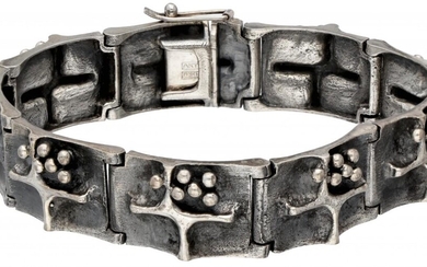 830 Zilveren armband door Finse designer Alpo Tammi Koru.