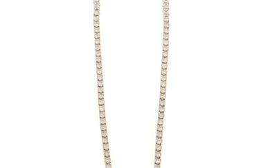 A 3.25ct Diamond Necklace in 14K