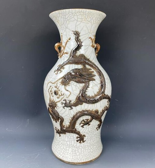 A Chinese Crackleware Porcelain Dragon Vase