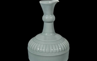 A Chinese "claire de lune" or pale celadon-glazed pouring vessel, Huajiao 粉青釉花浇