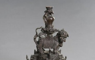 A FIGURAL CHINESE BRONZE LAMP STAND