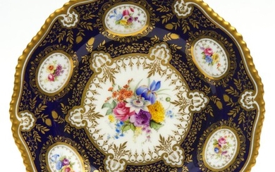 A FINE ROYAL WORCESTER CABINET PLATE ON STAND, SIGNED INDISTINCTLY, 26 CM DIAMETER