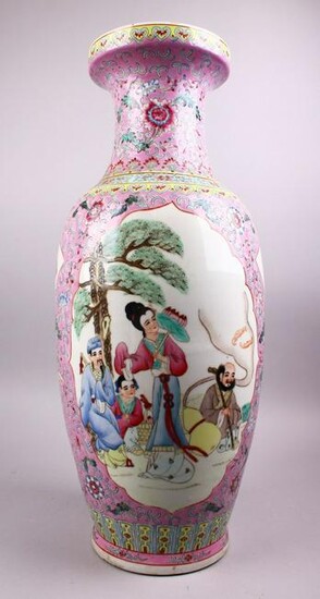 A LARGE CHINESE REPUBLIC STYLE FAMILLE ROSE PORCELAIN
