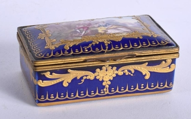 A MID 19TH CENTURY FRENCH SEVRES STYLE RECTANGULAR BOX