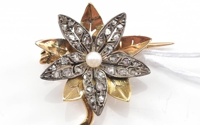 A NATURAL PEARL AND ROSE CUT DIAMOND FLORAL BROOCH IN 15CT GOLD, 5GMS