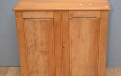 A VICTORIAN TWO DOOR KAURI PINE CABINET (H91 X W91 X D54 CM) (PLEASE NOTE THIS HEAVY ITEM MUST BE REMOVED BY CARRIERS AT THE CUSTOM...