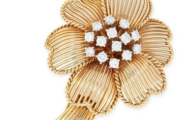 A VINTAGE DIAMOND FLOWER BROOCH, CARTIER in 18ct yellow