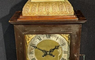 A Victorian bracket clock, mahogany cased, 8 day