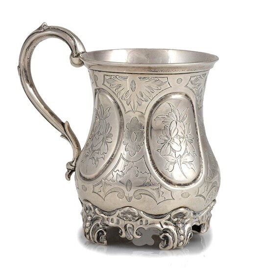 A Victorian sterling silver Mug - London 1857, George...