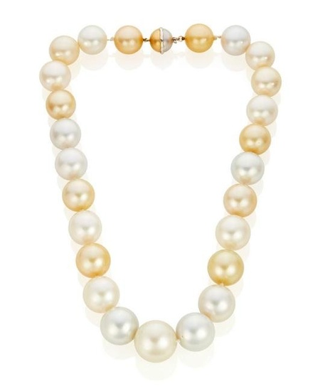 A large South Sea cultured pearl necklace