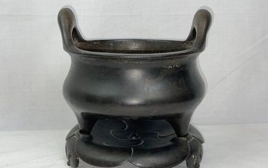 A set of incense burners (2) - bronze color - Bronze - incense burner - Een set wierookbranders - China - 19th century