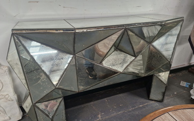 AN UNUSUAL VINTAGE MIRRORED CONSOLE TABLE WITH MIRROR OVER.