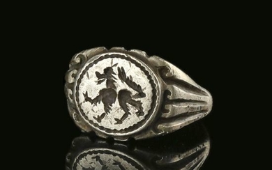 Ancient Roman Silver Seal Ring with advancing Lion