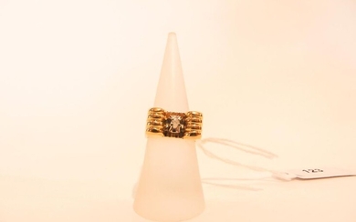 Art Deco ring in 18 karat yellow gold set with a diamond, t. 51, 8 g approx.