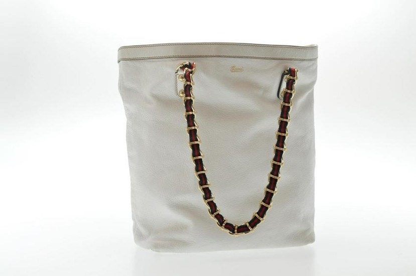 Authentic Gucci Sherry Line Chain Shoulder Bag