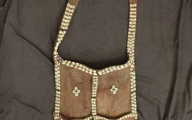 Baby carrier - Cauris, Glass beads, Leather - Tigray - Ethiopia