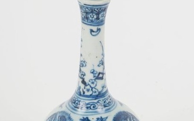 CHINA, 18th century. Small blue-white porcelain bottle vase...