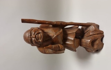 CHINE, ép QING, XIXème. CONFUCIUS en bois sculpté. H: 31 cm