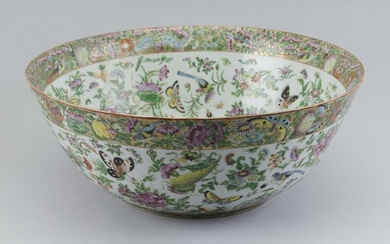 CHINESE EXPORT FAMILLE ROSE PORCELAIN PUNCH BOWL 19th Century Height 6.5”. Diameter 16”.