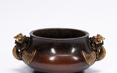 CHINESE HEAVY TWO-TONED BRONZE HANDLED BOWL