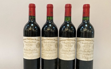 Château CHEVAL BLANC 1992 - 1er Grand cru classé (A) SAINT-EMILION. 4 bouteilles. (Etiquettes légèrement...