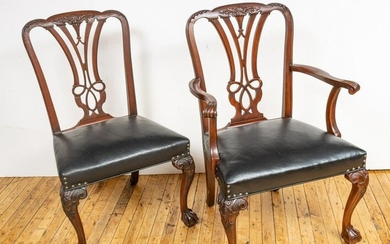 Chippendale Style Carved Mahogany Set of 6 Chairs, H 37’’ W 25’’ Depth