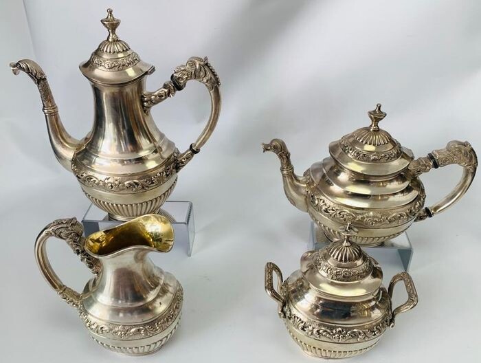 Coffee and tea service, A TEA AND COFFEE SET silver 27cm - .916 (88 Zolotniki) silver - Portugal - Mid 20th century