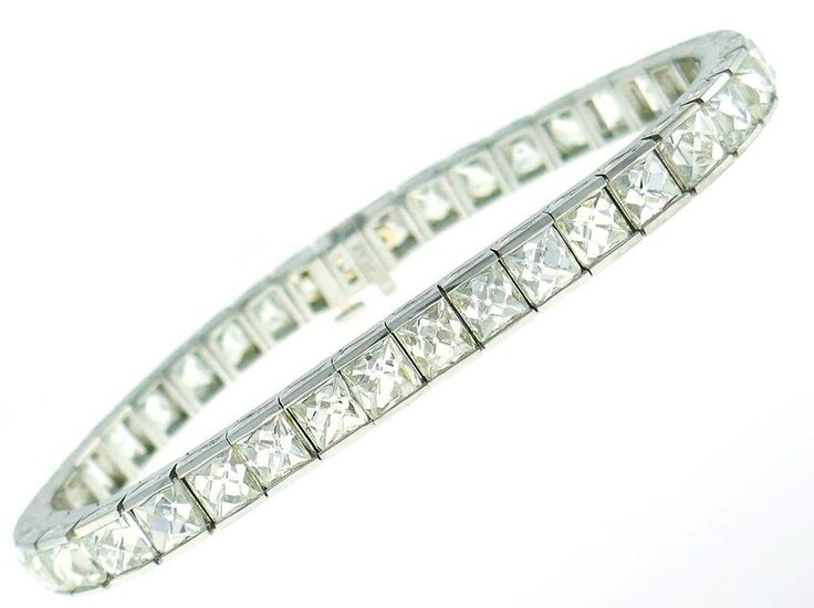 Diamond Platinum Tennis Bracelet 1960s Straight Line