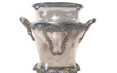 Ice bucket in old sheffield, France, 1800-1820