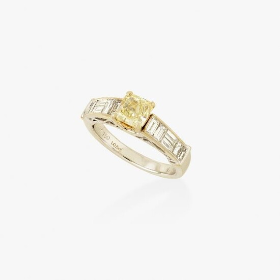 Jacob & Co., Yellow diamond and white gold ring
