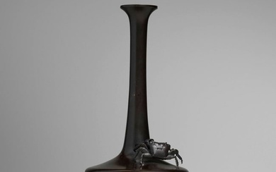 Japanese, Vase with crab