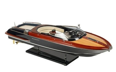 Kiade Maquettes Aquariva 33" Super Model Boat OV