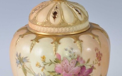 An early 20th century Royal Worcester porcelain blush ivory pot pourri jar and cover