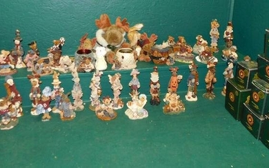 Lot of Boyd's Bears & Friends by Folkstone Collection &