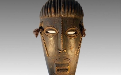 Mask (1) - Wood, pigments - Bembe - Congo