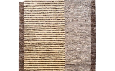 Modern Carpet - Designer rug - 237 cm - 175 cm