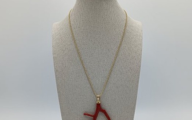 No Reserve Price - Pendant Yellow gold Blood Coral