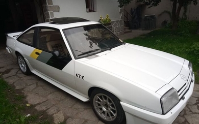 Opel - Manta GTE - 1982