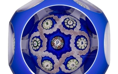 PERTHSHIRE 1978 ANNUAL EDITION / JOHN DEACONS DOUBLE-OVERLAY INTERLACED GARLANDS ART GLASS