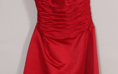 RED STRAPLESS SATIN OCKTAIL DRESS WITH RUCHED FRONT. Label :...