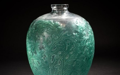René Lalique, 'Acanthes' vase, 1921